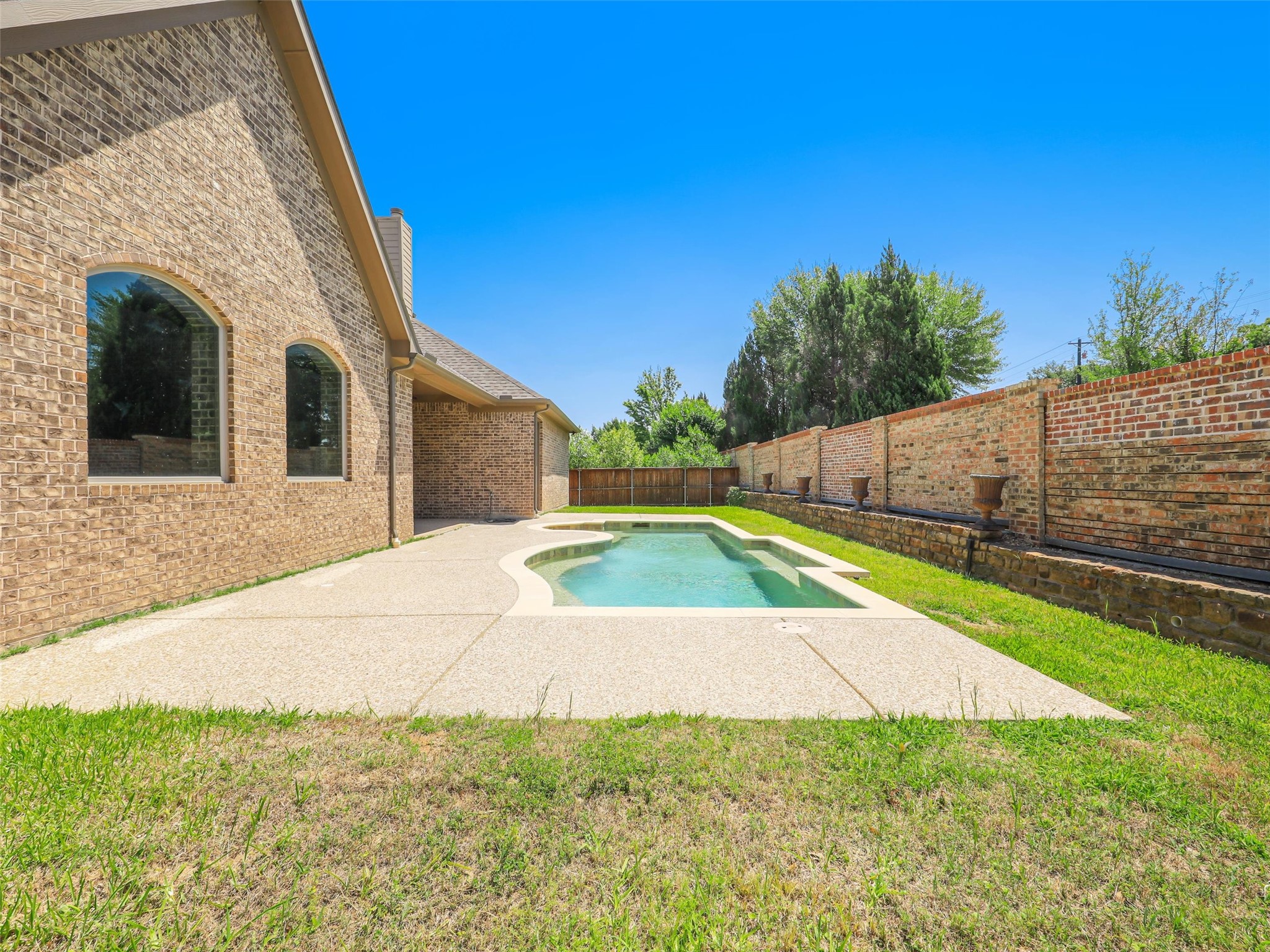 1196 Foster Street Lantana TX 76226