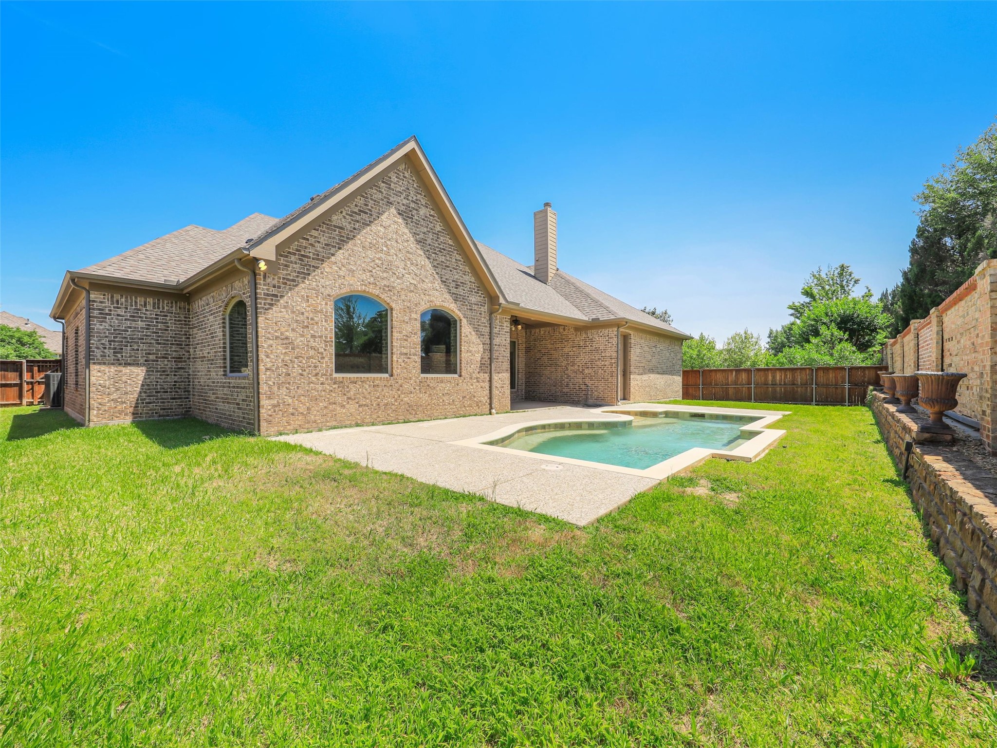 1196 Foster Street Lantana TX 76226