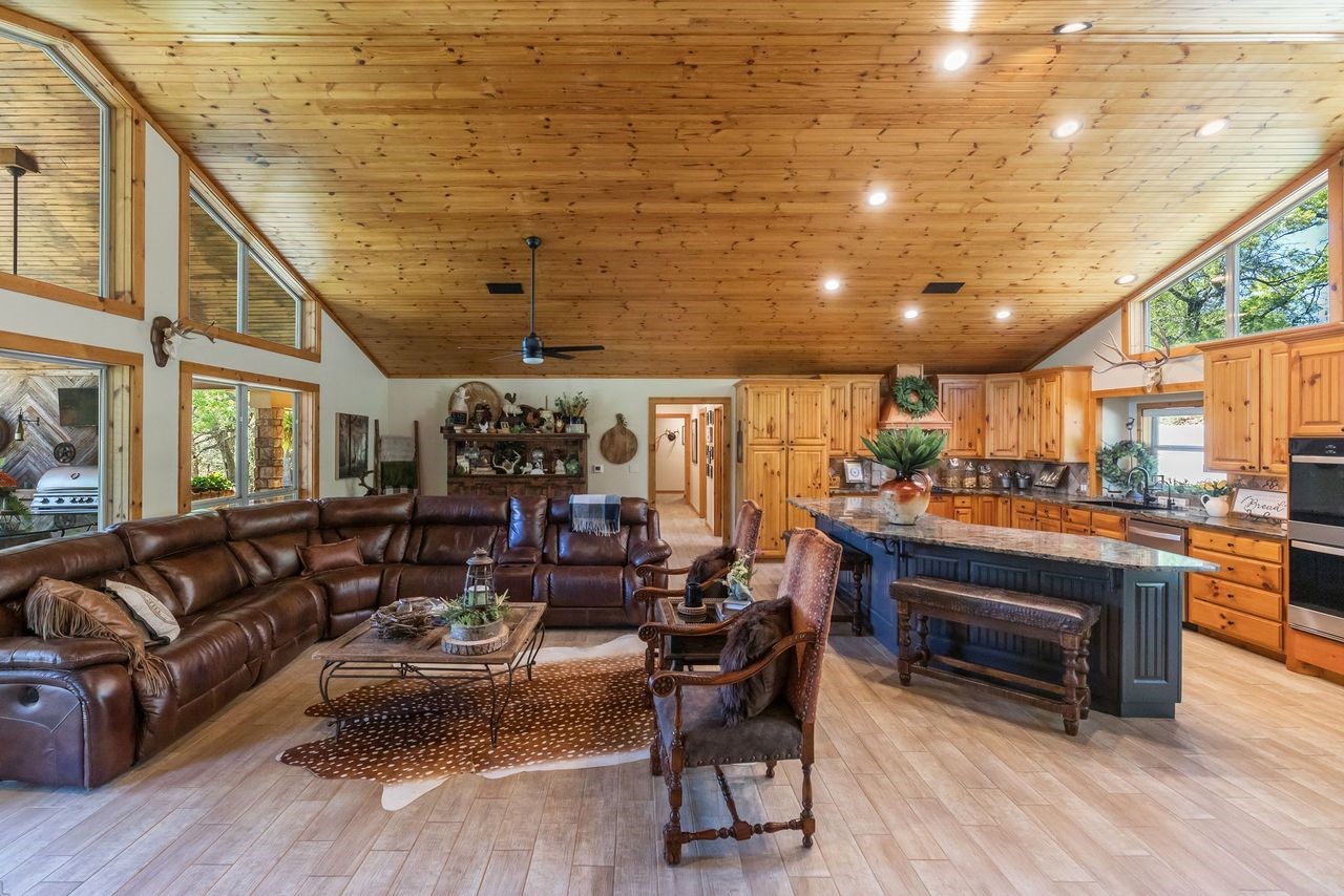 425 County Road 272 Tuscola TX 79562