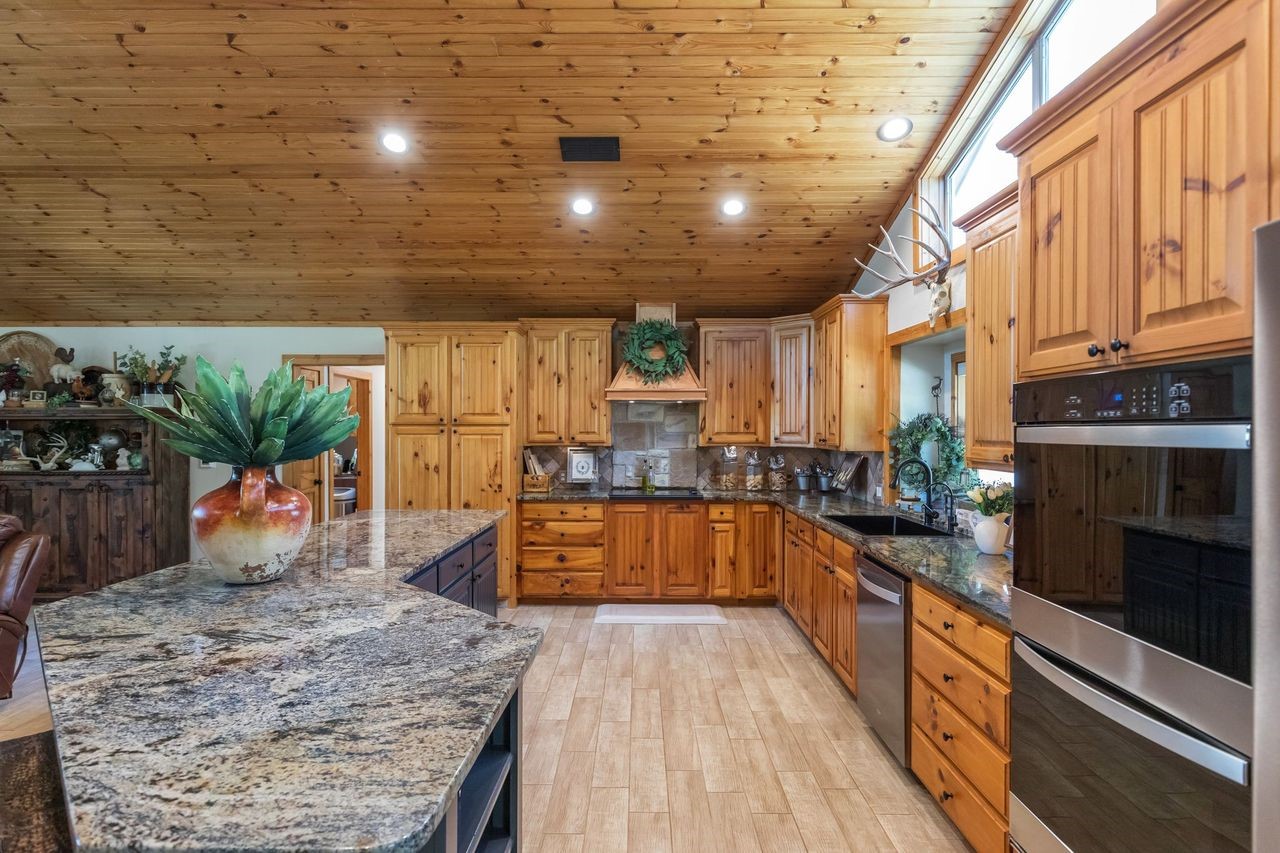 425 County Road 272 Tuscola TX 79562