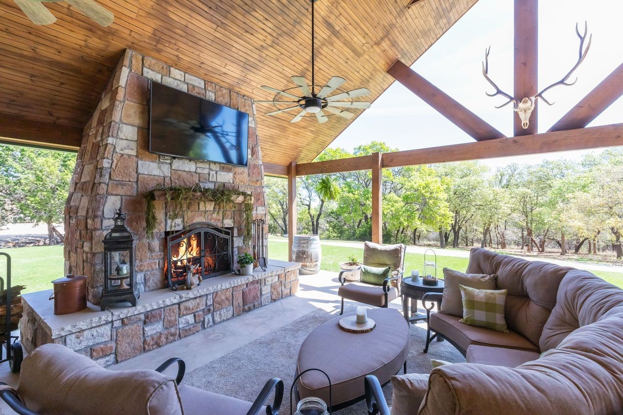 425 County Road 272 Tuscola TX 79562