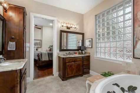 907 Clear Water Drive Allen TX 75013