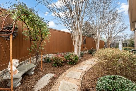 907 Clear Water Drive Allen TX 75013