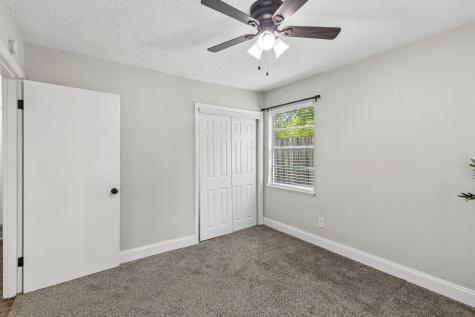 1613 Dale Place Irving TX 75061
