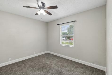 1613 Dale Place Irving TX 75061