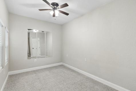 1613 Dale Place Irving TX 75061