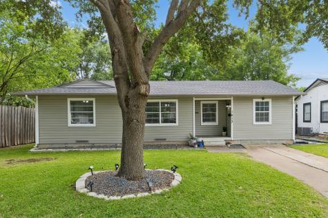 1613 Dale Place Irving TX 75061