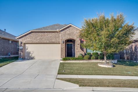 2513 Clay Creek Lane Fort Worth TX 76177