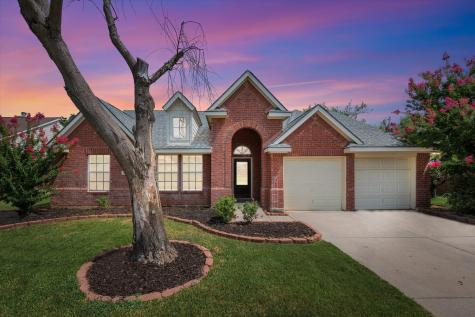 1016 Karen Street Aubrey TX 76227