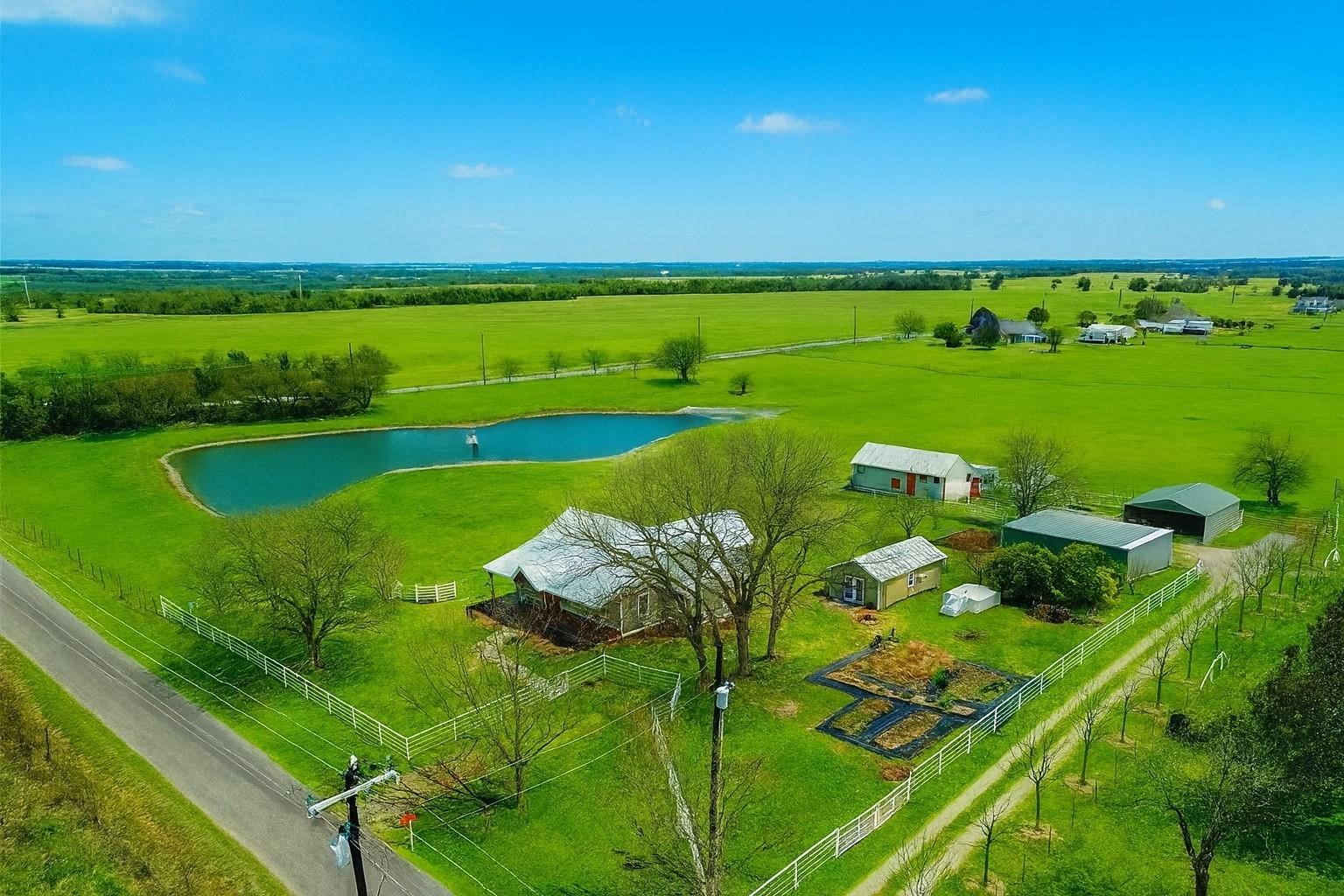 2196 Bledsoe Road Gunter TX 75058