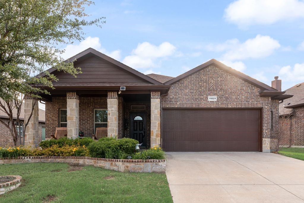 11021 Erinmoor Trail Fort Worth TX 76052