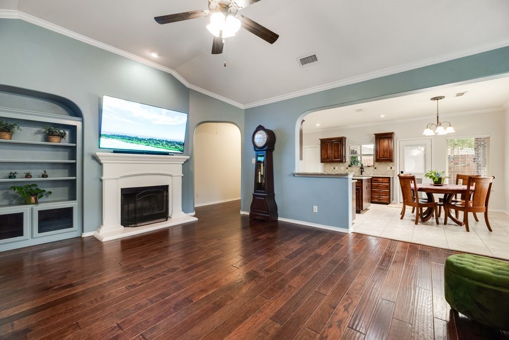 11021 Erinmoor Trail Fort Worth TX 76052