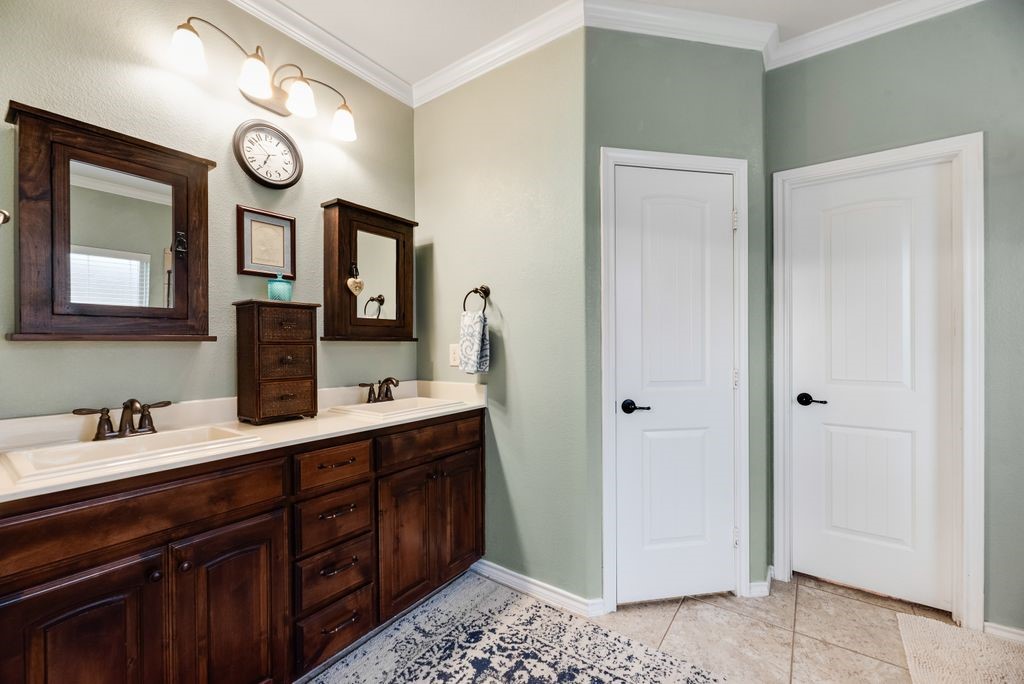 11021 Erinmoor Trail Fort Worth TX 76052