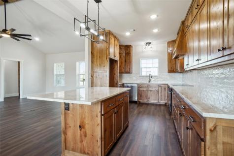 293 County Road 1111 Decatur TX 76234