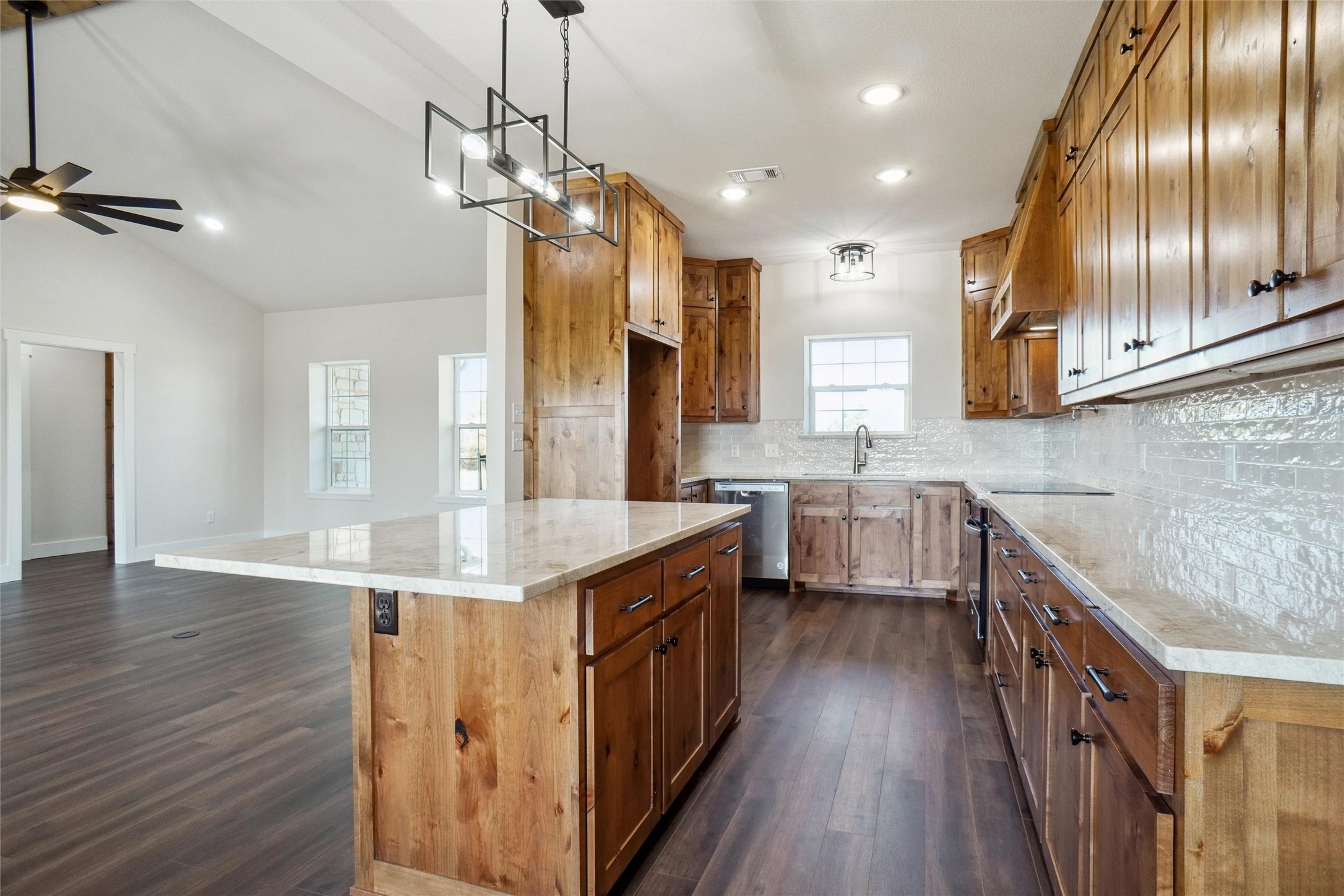 293 County Road 1111 Decatur TX 76234