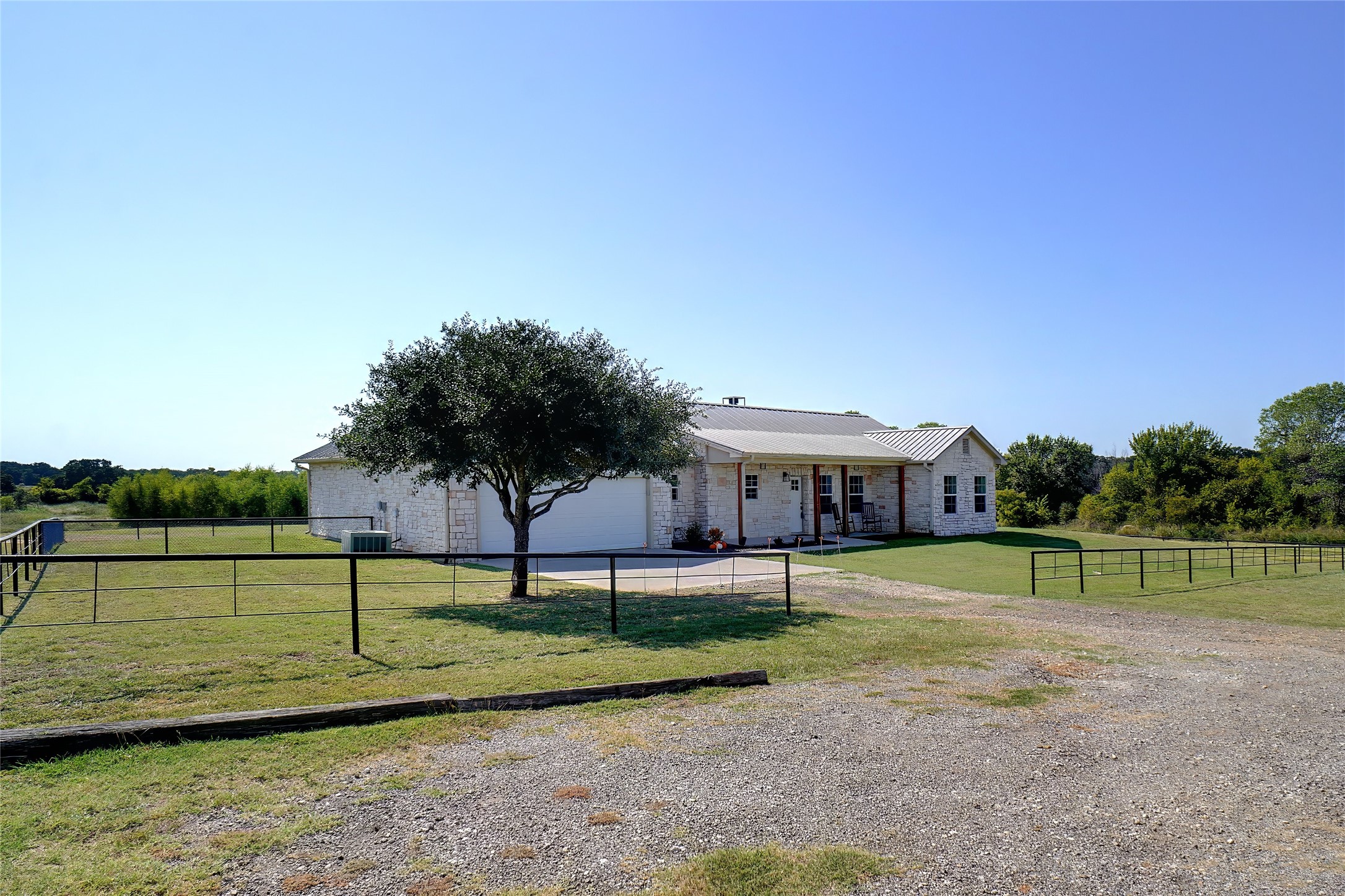 293 County Road 1111 Decatur TX 76234