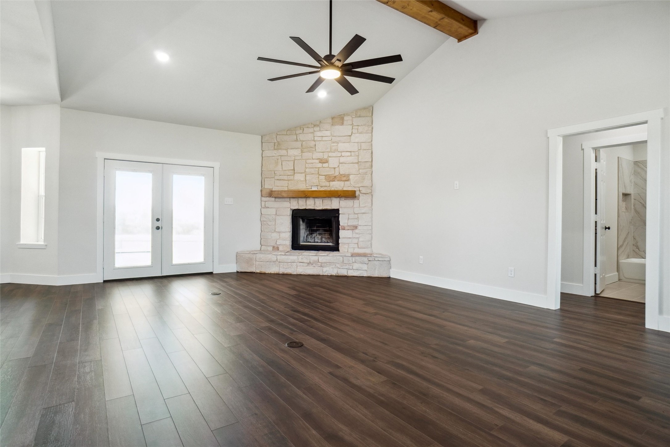 293 County Road 1111 Decatur TX 76234