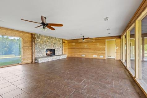 1203 County Road 3100 Clarksville TX 75426