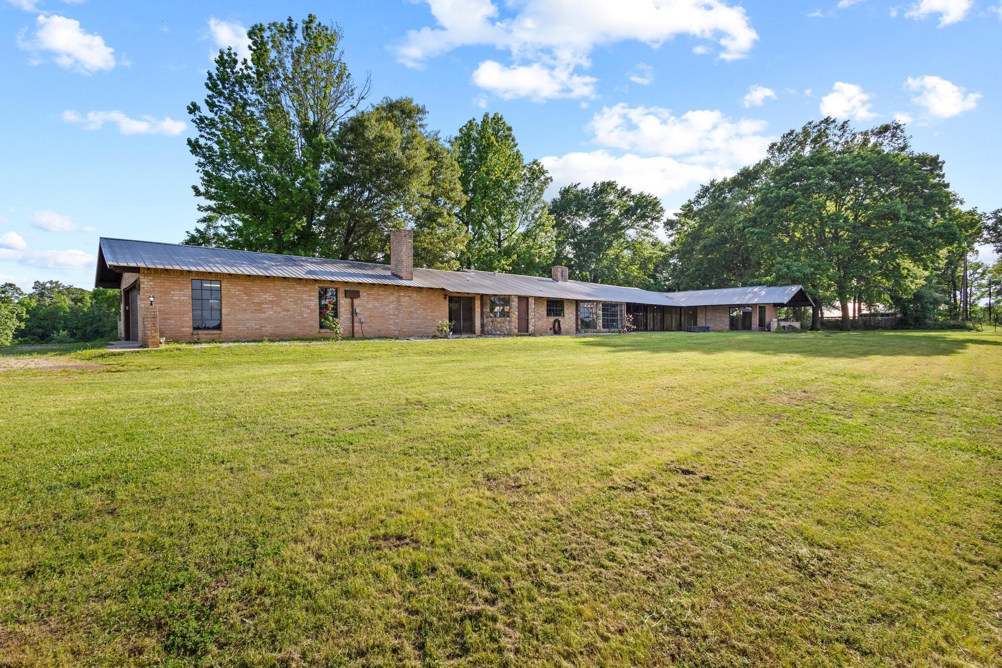 1203 County Road 3100 Clarksville TX 75426