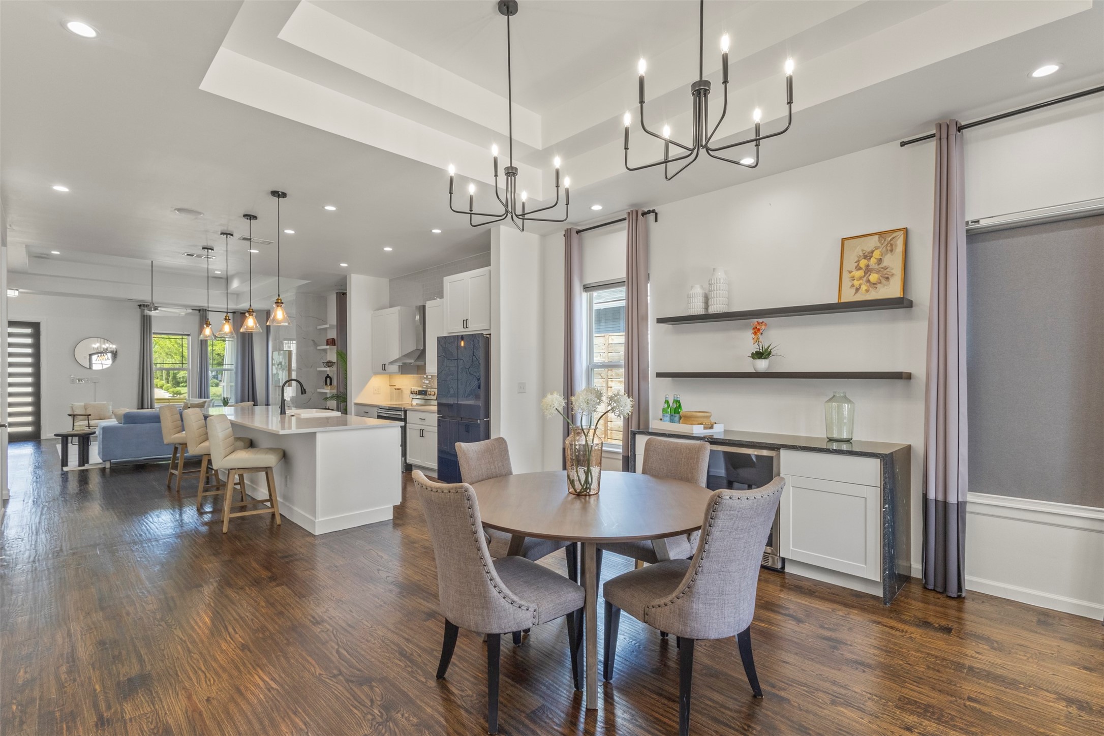 2534 Gladstone Drive Dallas TX 75211