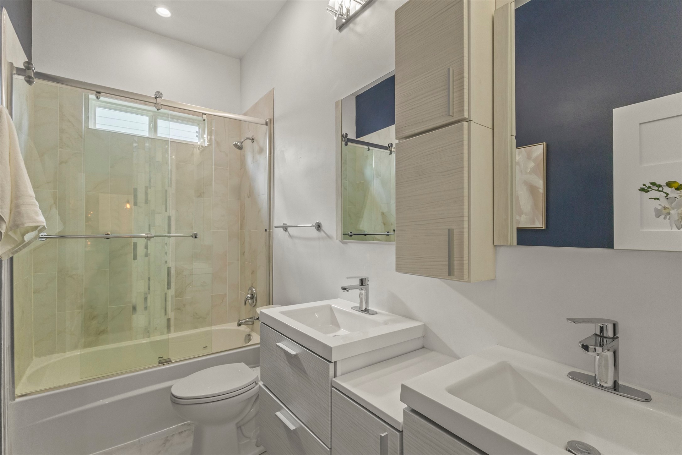 2534 Gladstone Drive Dallas TX 75211