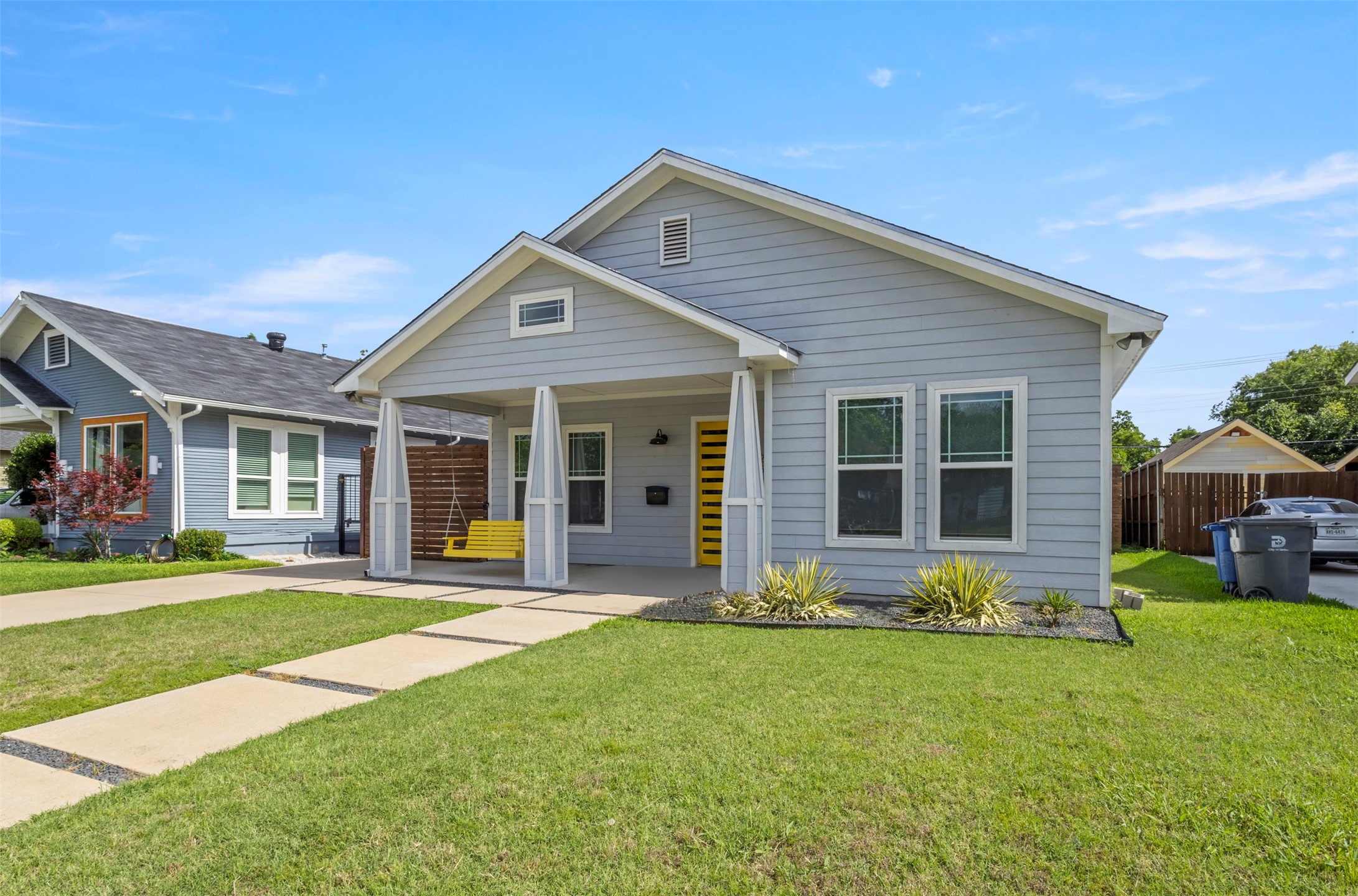 2534 Gladstone Drive Dallas TX 75211