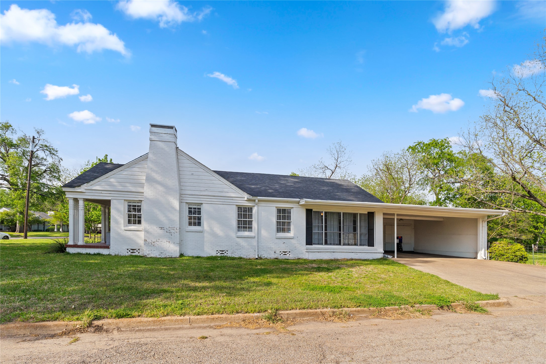 940 Davis N Sulphur Springs TX 75482
