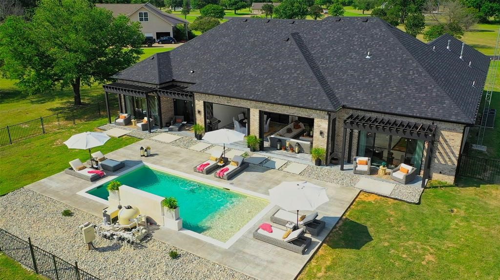 255 Private Road 5941 Emory TX 75440