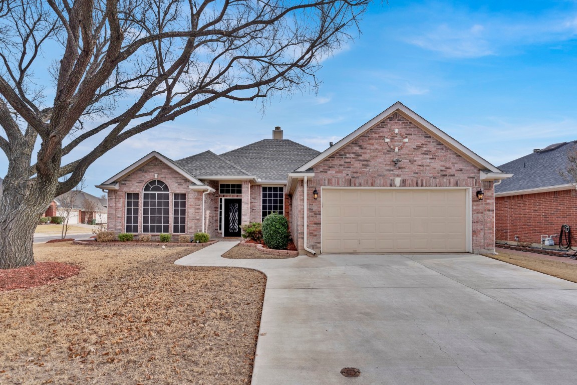 7601 Pittsford Lane Arlington TX 76002