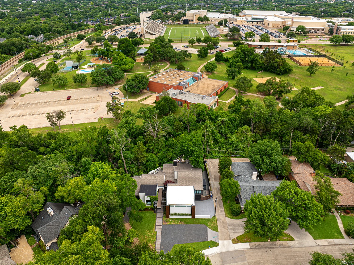 9863 Elmcrest Drive Dallas TX 75238