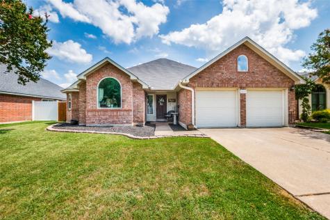 317 Clayton Street Grand Prairie TX 75052