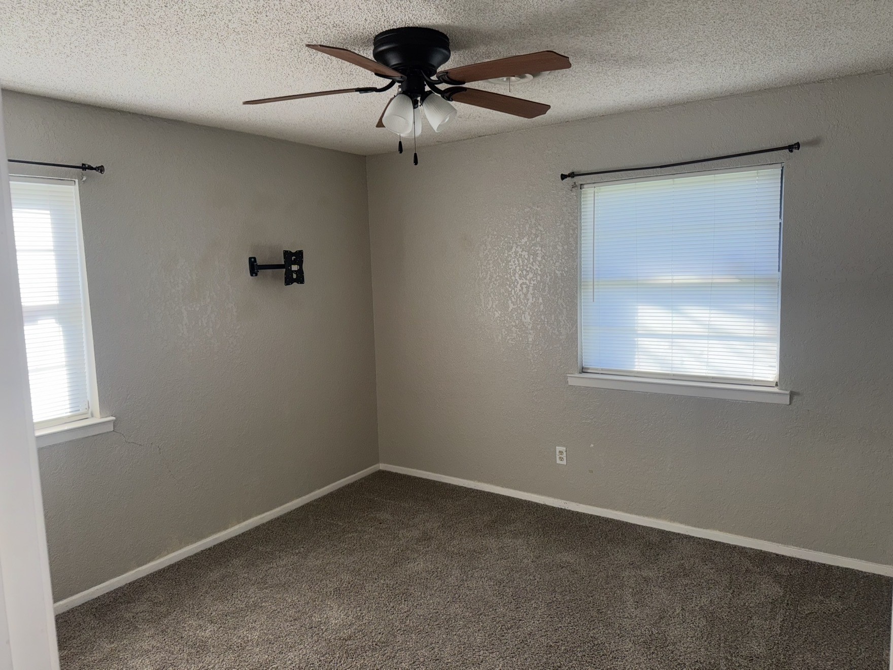 1306 21st Street Mineral Wells TX 76067