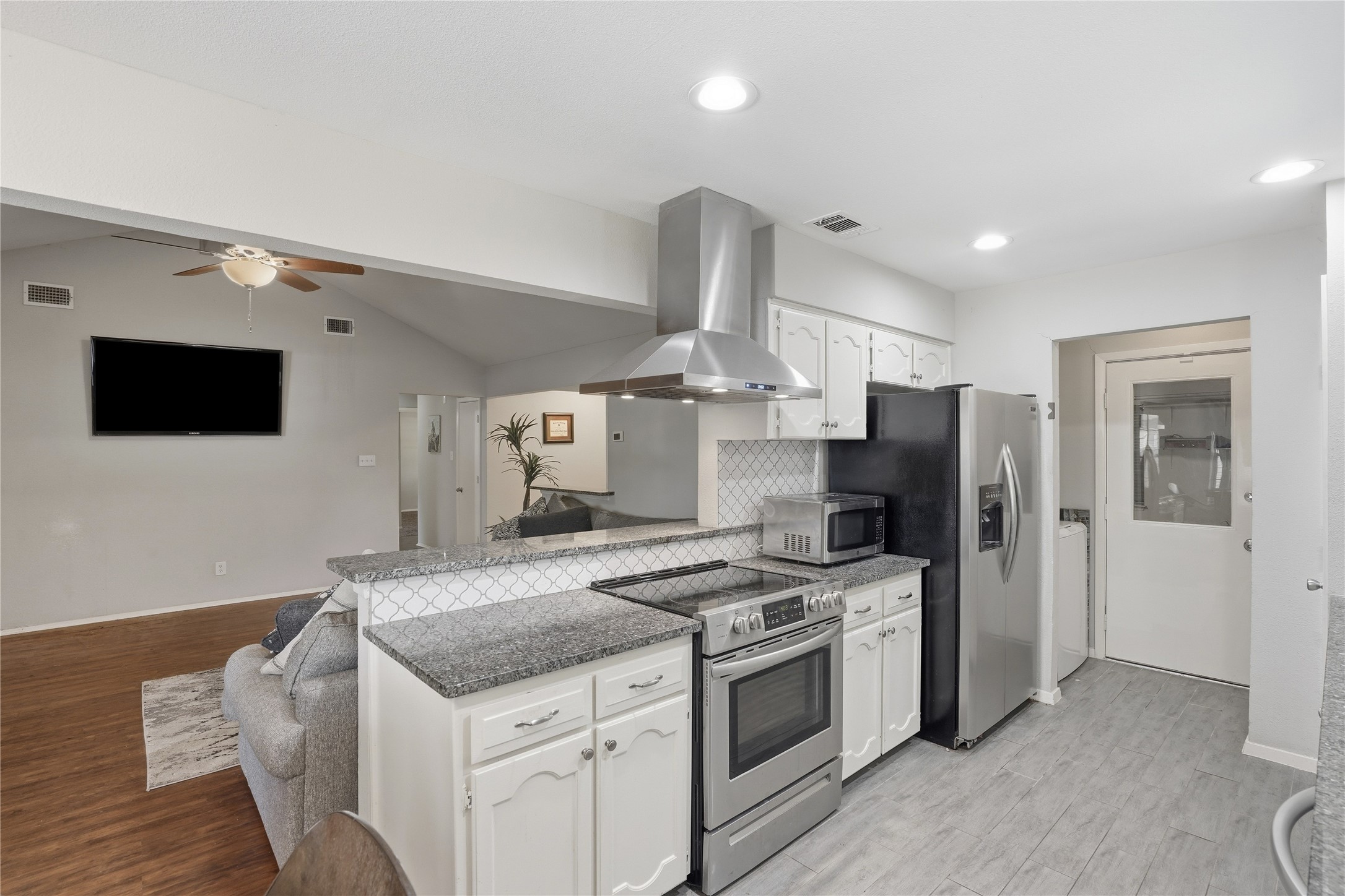 1701 Tobie Layne Street Benbrook TX 76126