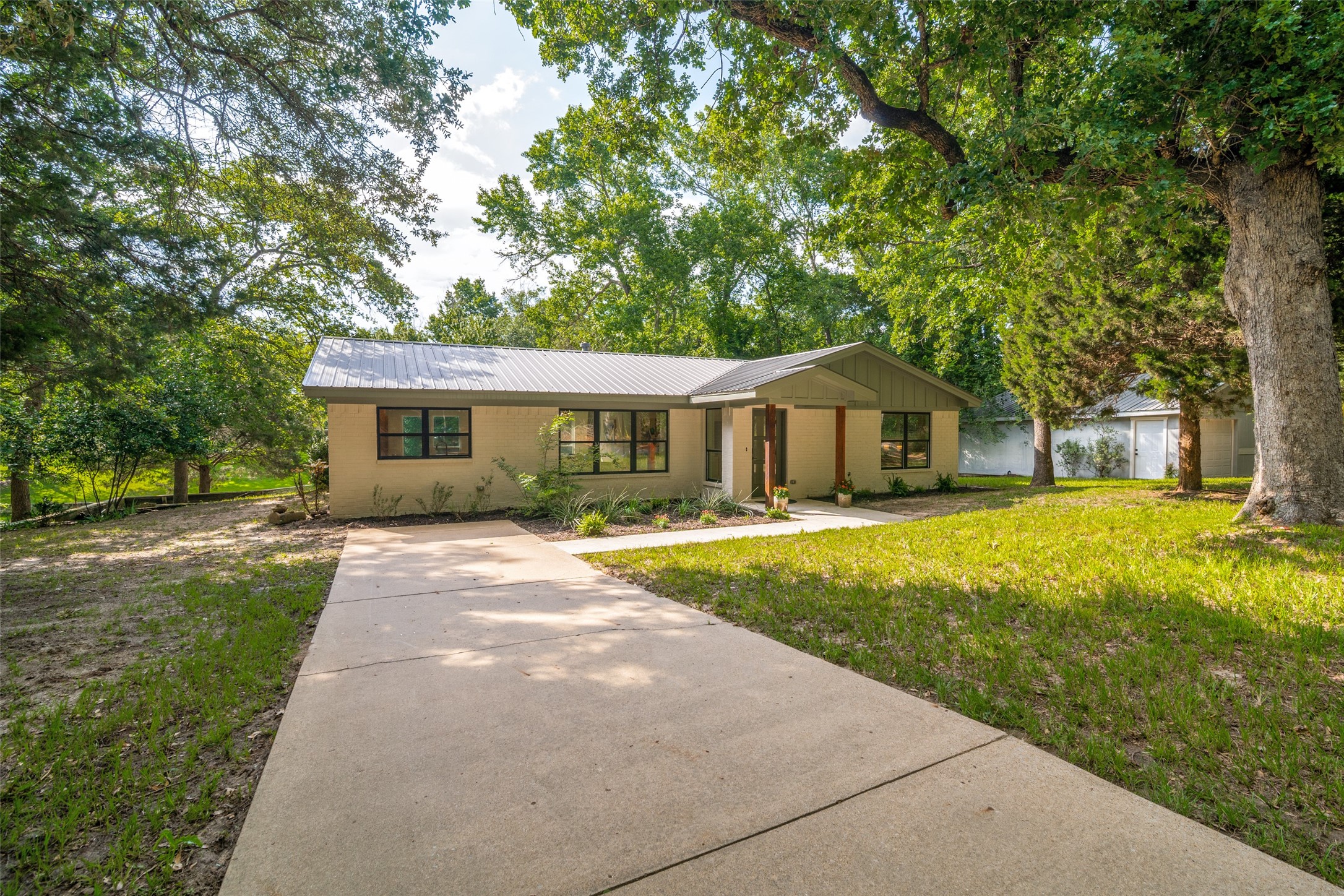 2578 Tanglewood Drive Athens TX 75752