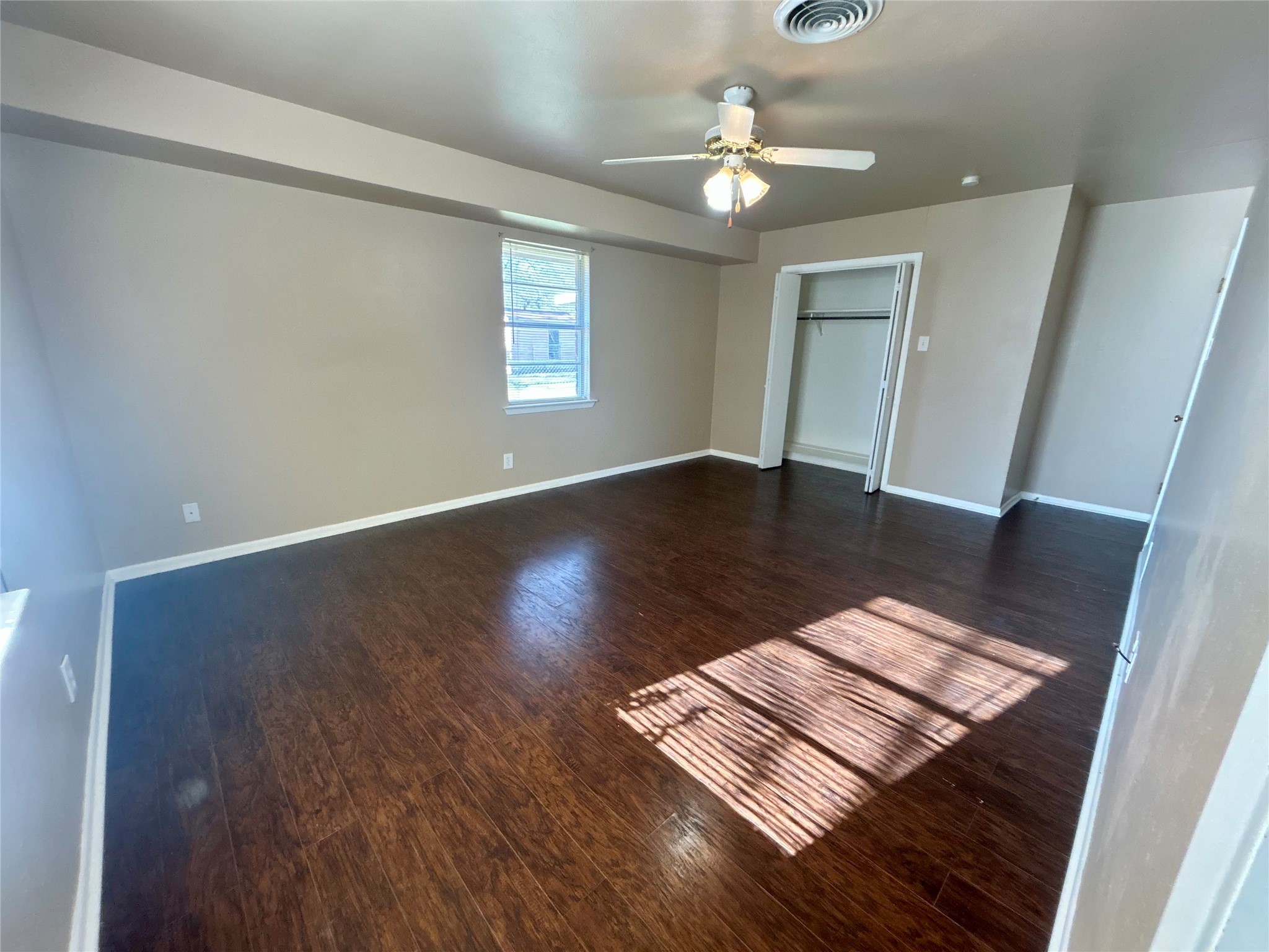 406 NW 5th Street Hubbard TX 76648