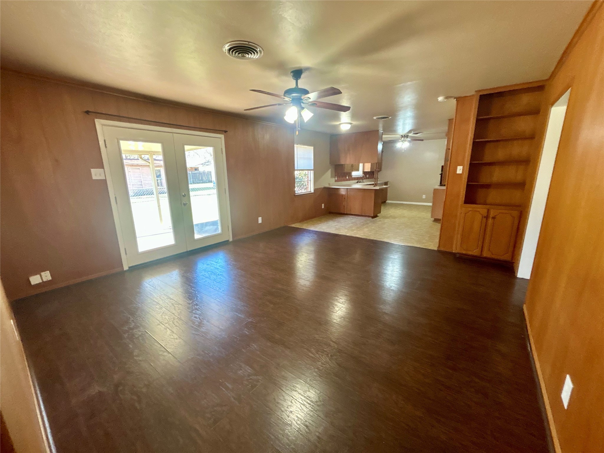406 NW 5th Street Hubbard TX 76648