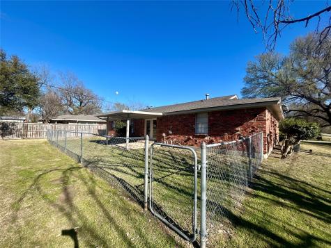 406 NW 5th Street Hubbard TX 76648