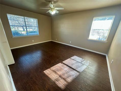 406 NW 5th Street Hubbard TX 76648