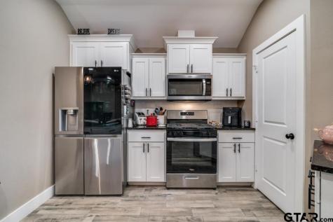 17409 Crossing Circle Lindale TX 75771