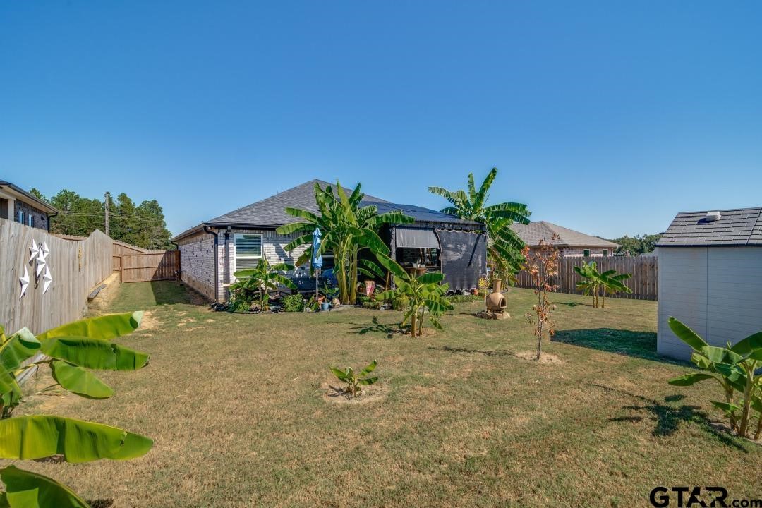 17409 Crossing Circle Lindale TX 75771
