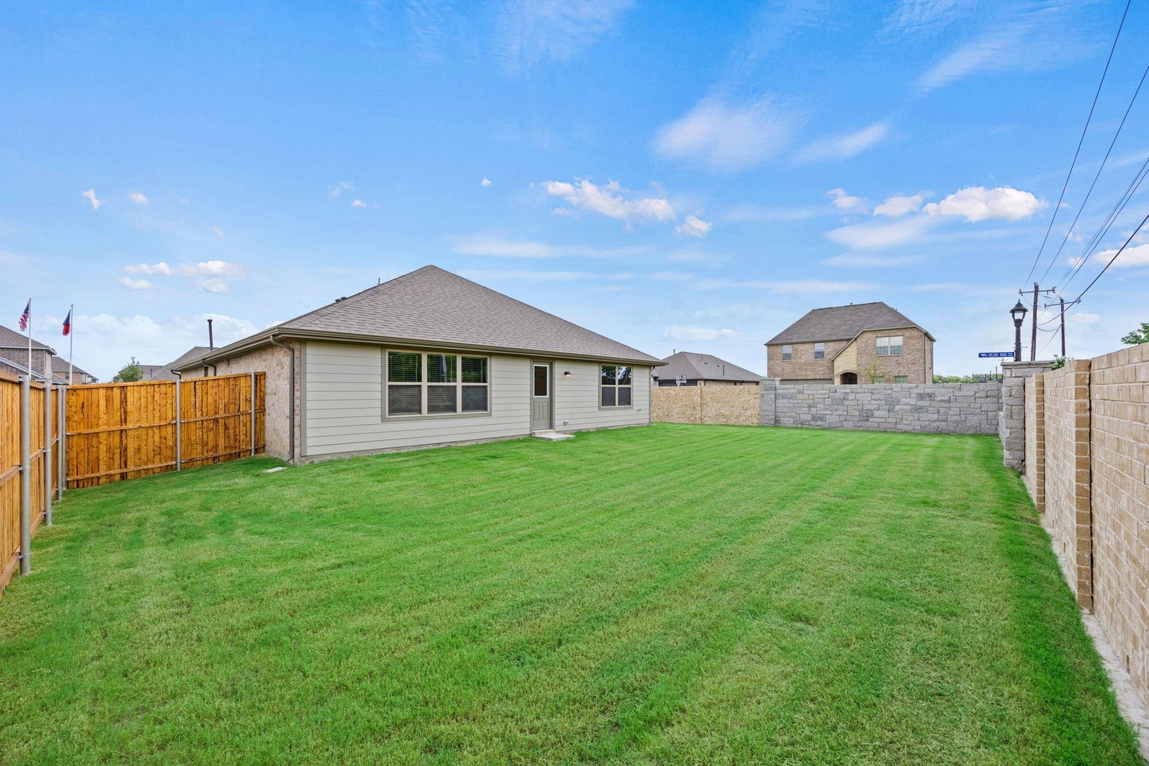 556 Stone Hollow Drive Van Alstyne TX 75495