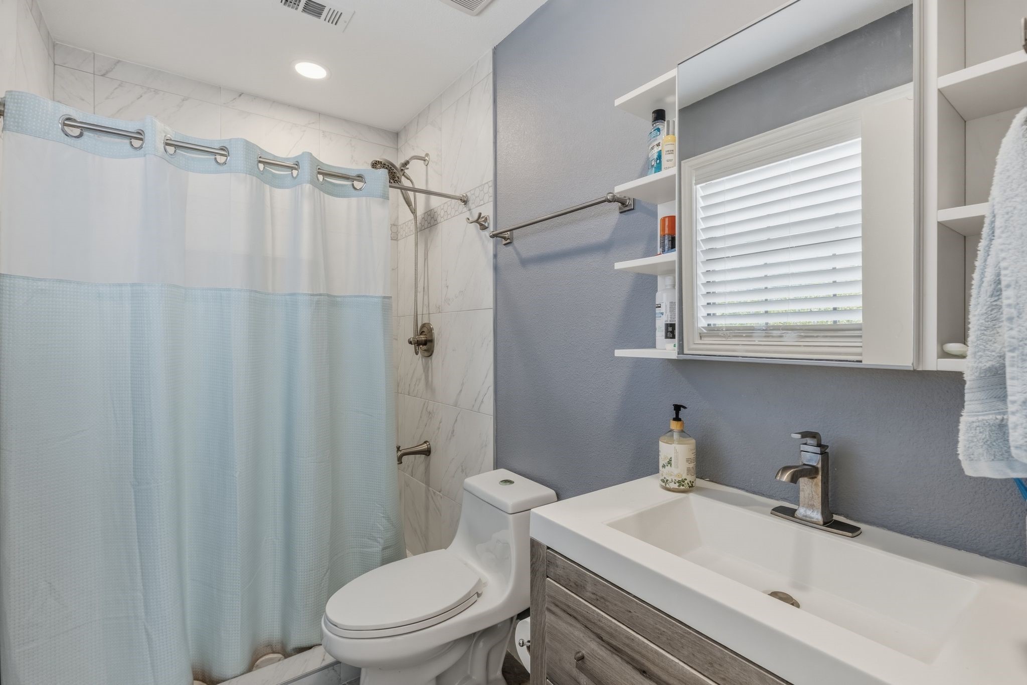 619 County Road 3350 Emory TX 75440