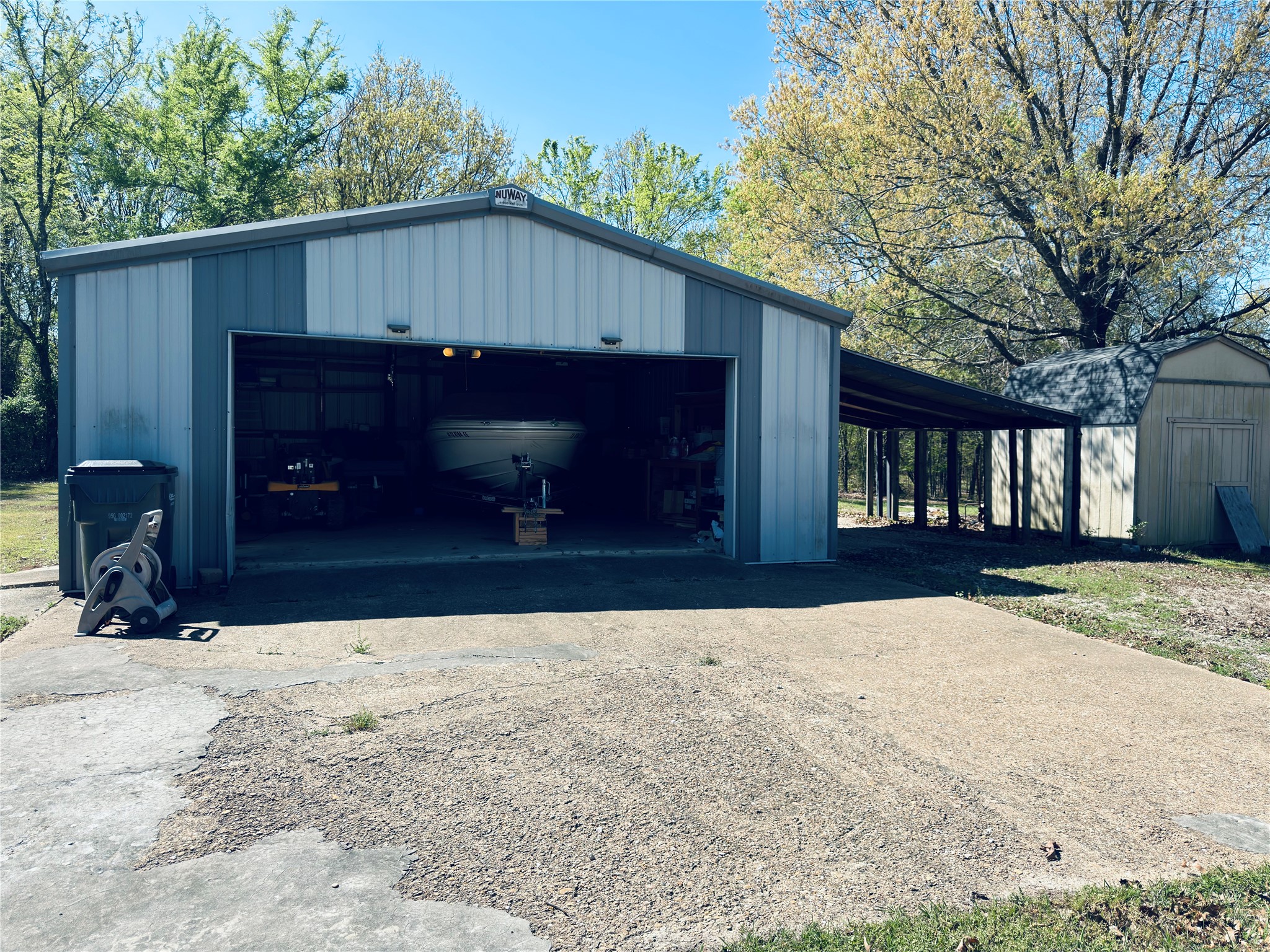 619 County Road 3350 Emory TX 75440
