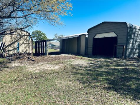 619 County Road 3350 Emory TX 75440