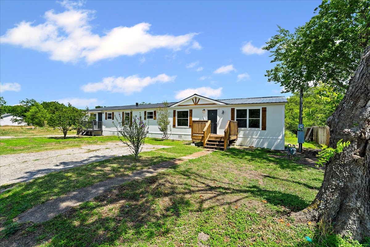 109 T A Carroll Avenue Corsicana TX 75110