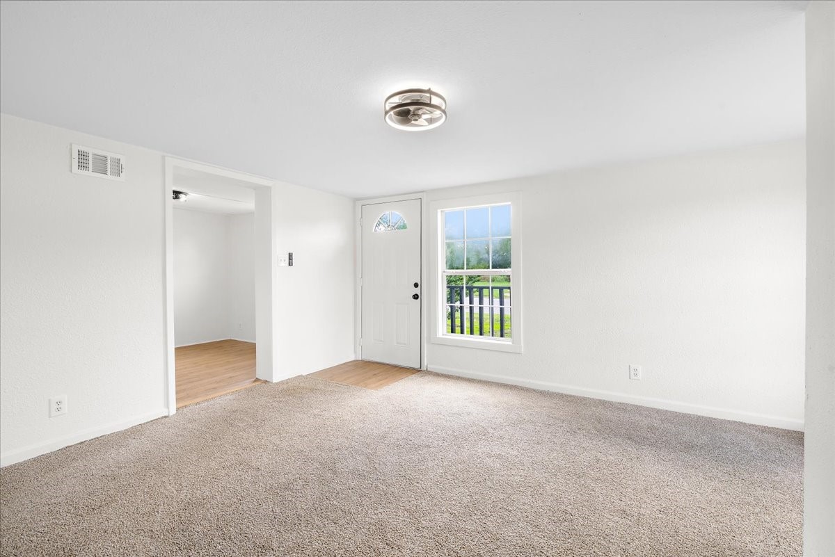109 T A Carroll Avenue Corsicana TX 75110