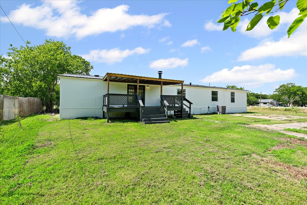 109 T A Carroll Avenue Corsicana TX 75110