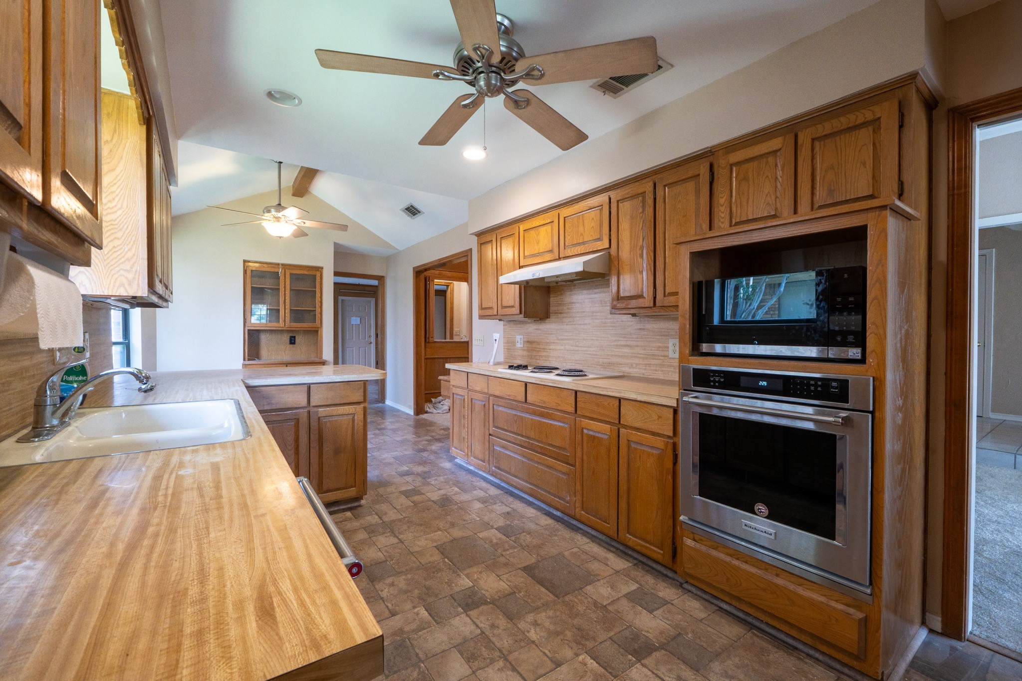 2505 Copper Creek Lane Carrollton TX 75006