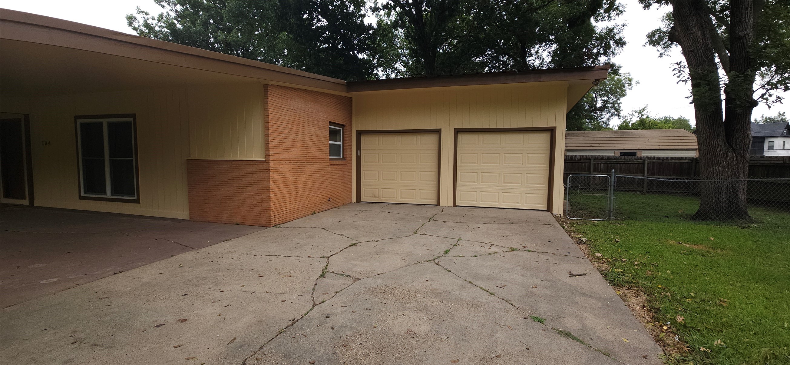 104 Elm Drive Terrell TX 75160