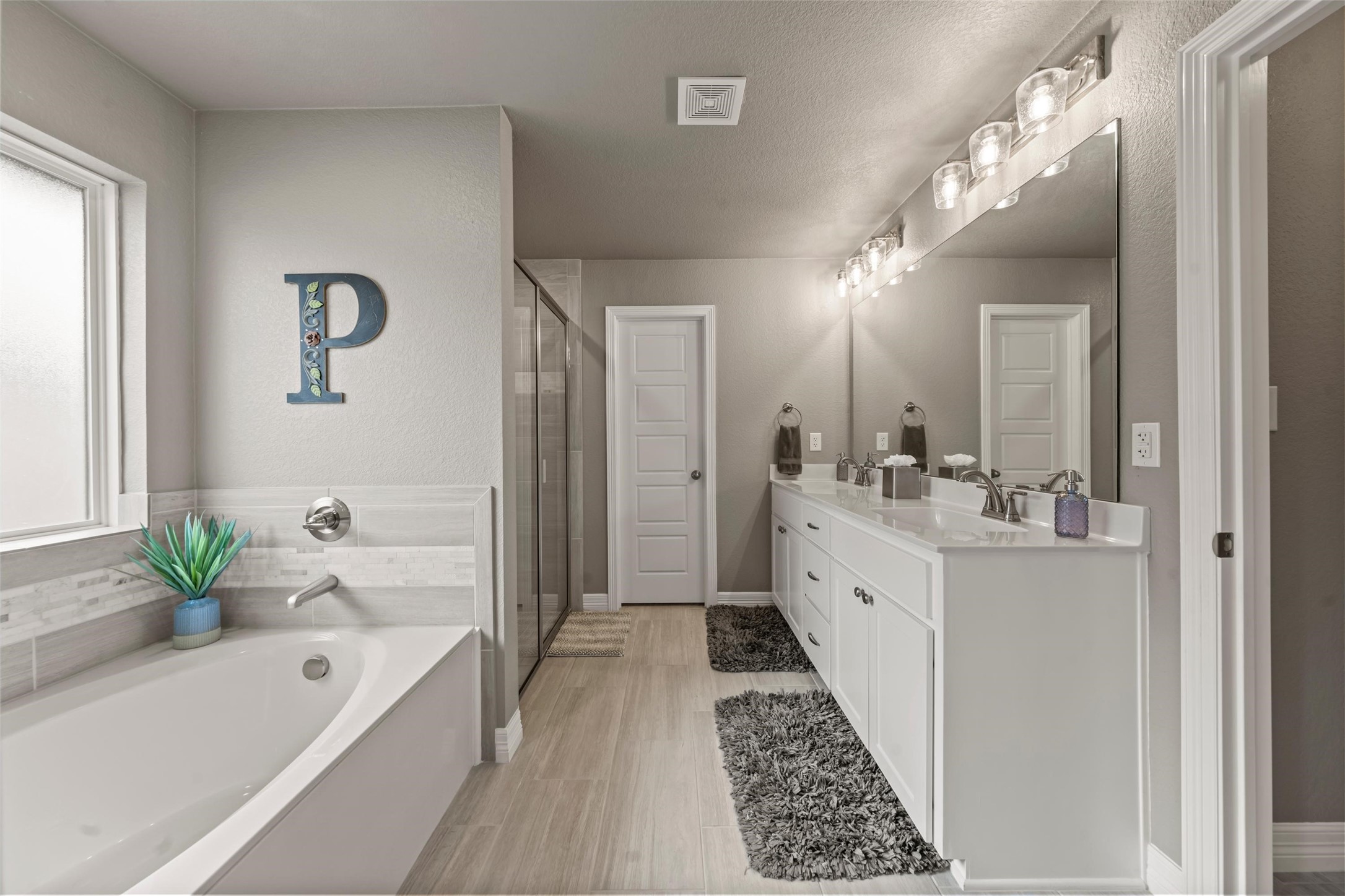 828 Agile Street Hewitt TX 76643